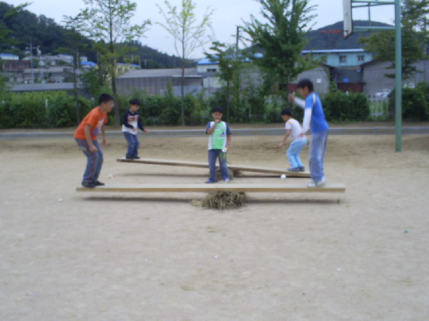 크기(널뛰기)S5032745.JPG 이미지
