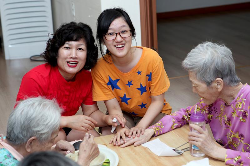 8월 주민자치위원회 봉사활동 사진