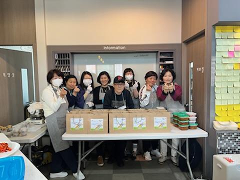 당하동, 독거어르신들께 정성 담은 반찬 나눔 (후원 : 하늘소망교회) 사진