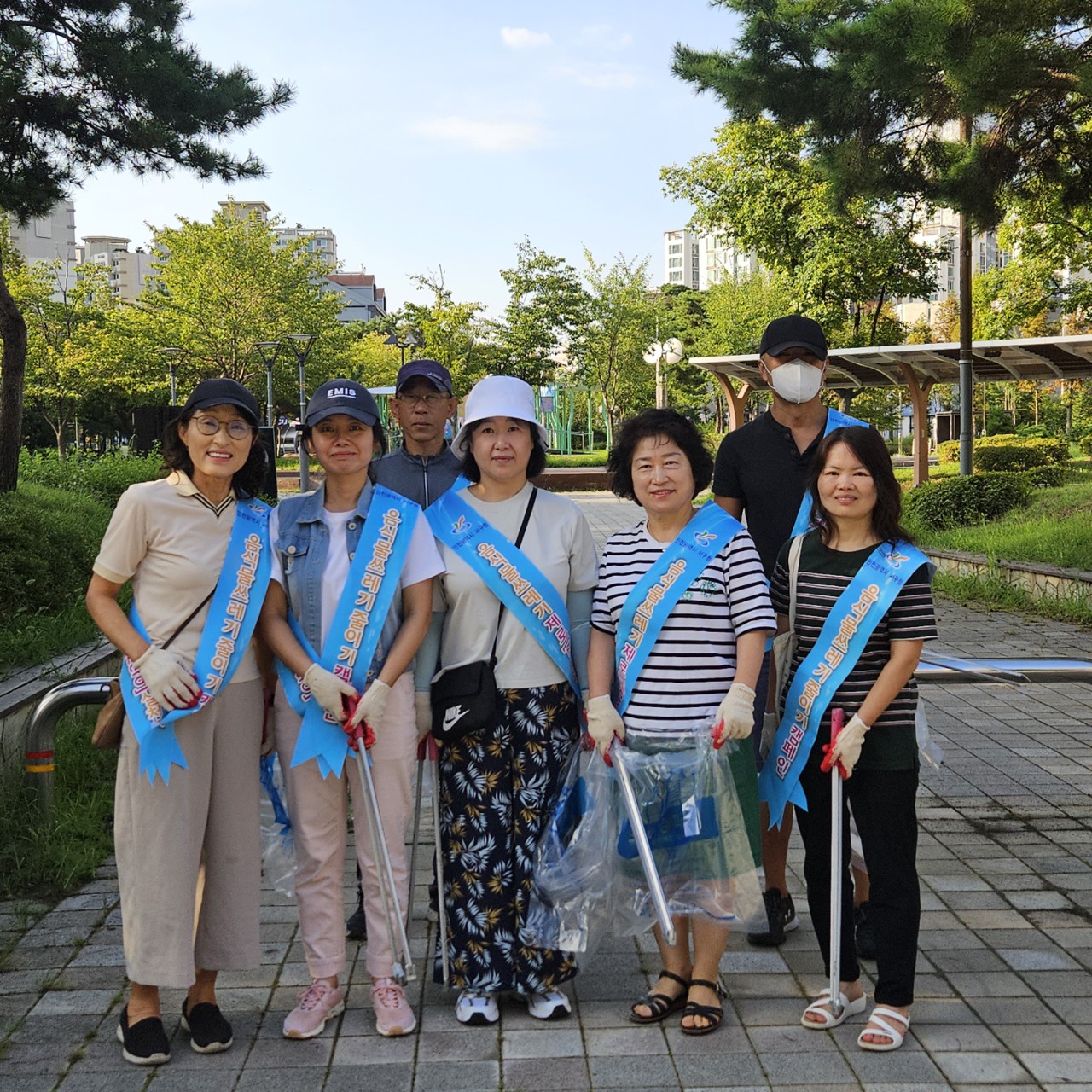 단체사진.jpg 이미지