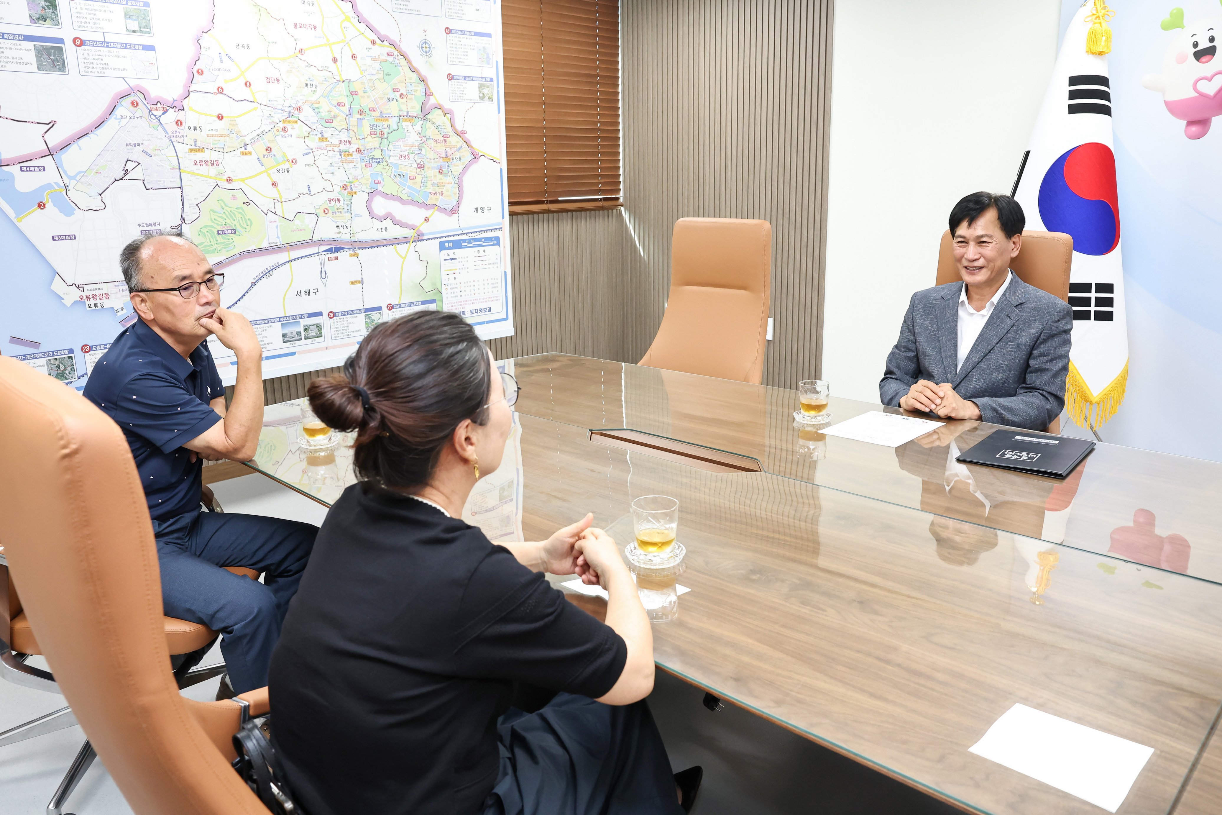260908_세명상사_물품_기탁식_2.jpg 이미지
