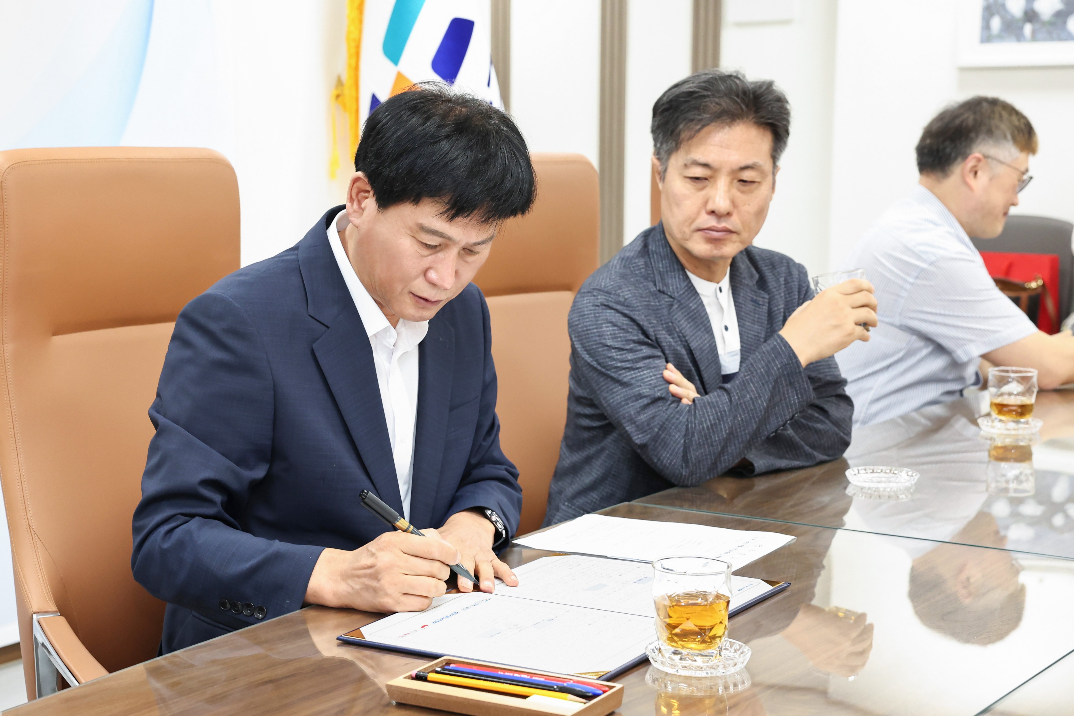 20260911_검단기독교연합회,_한마음혈액원_MOU_협약식_4.jpg 이미지