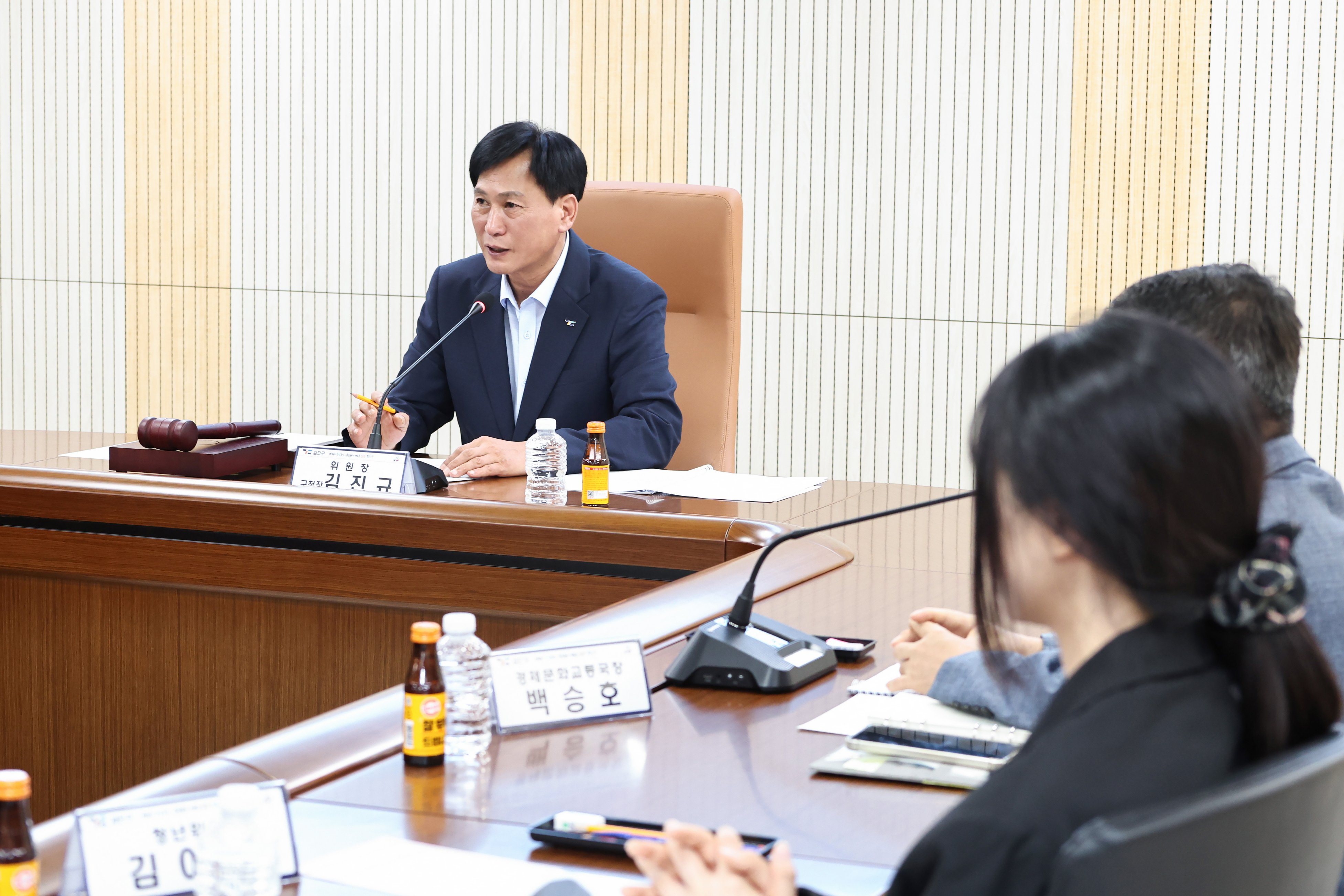 260916_청년정책위원회_위촉식_및_회의_2.jpg 이미지