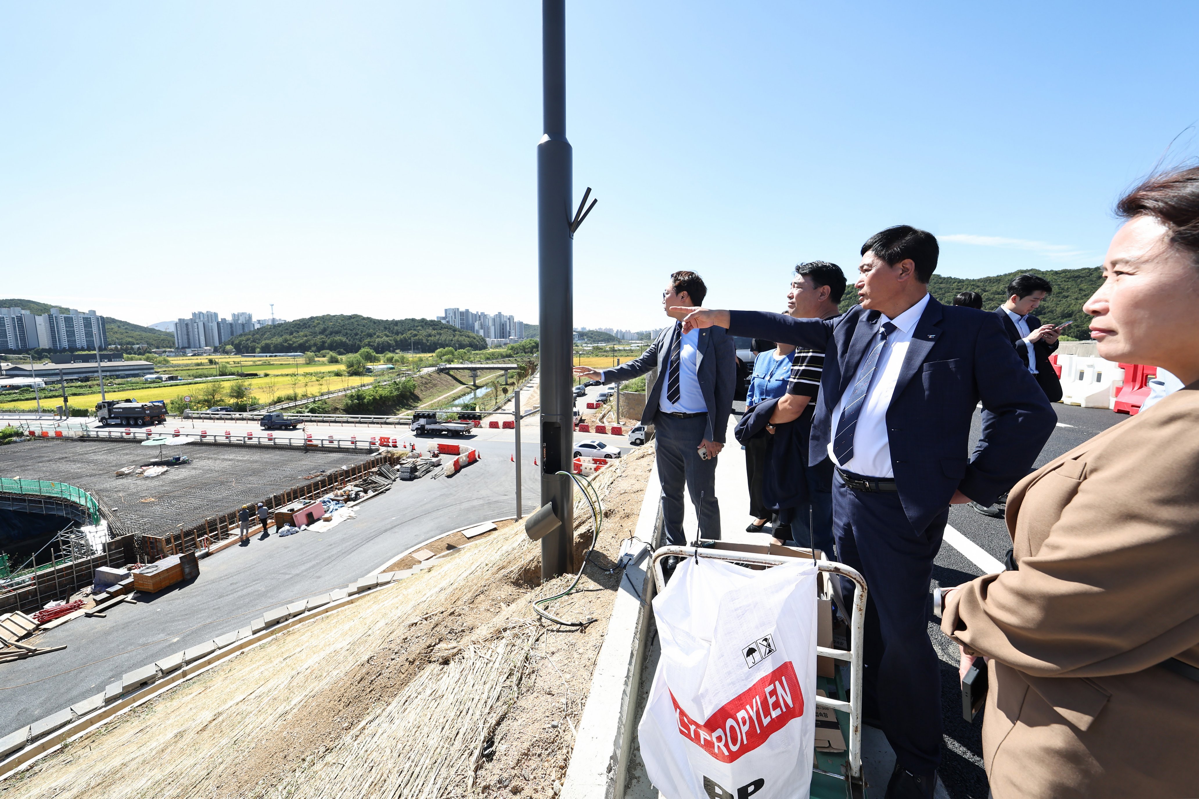 201001_대곡동~불로지구_연결도로,_감정IC_전격_임시개통_합동_현장점검_2.jpg 이미지
