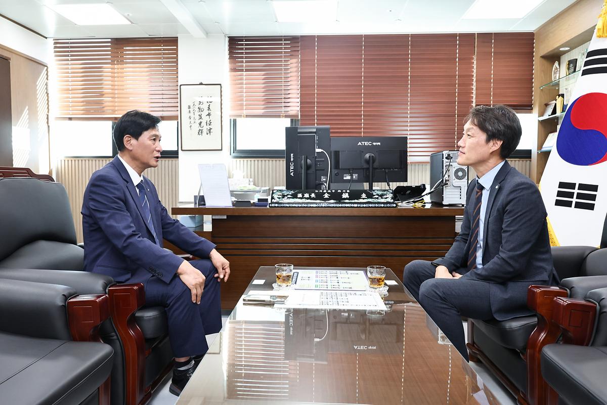 수도권 매립지 관리공사 신임 사장(조강희) 차담회(2026-10-01) 이미지